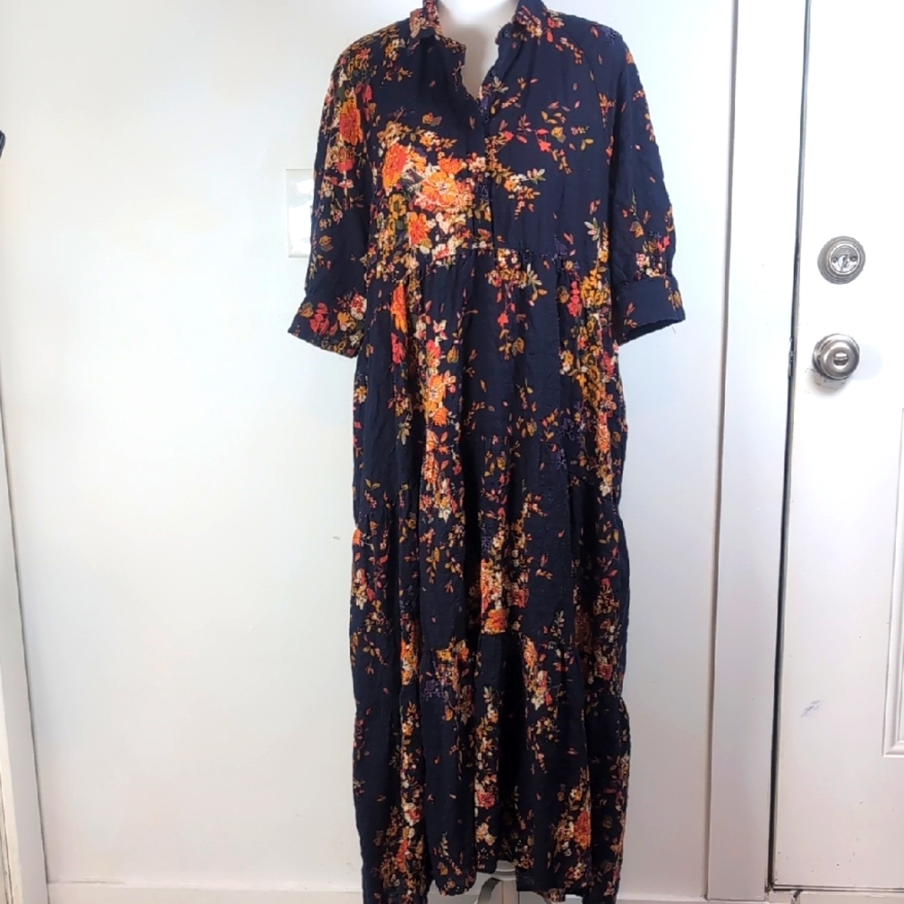 NATURAL LIFE Floral Maxi Dress - Black and Orange